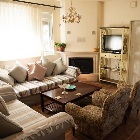 亚历山德鲁波利斯The Early Bird - Cosy 2-Floor House With Garden别墅 外观 照片